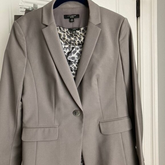 Ann Taylor Jacket, Skirt, Pants and Blouse - Picture 10 of 16